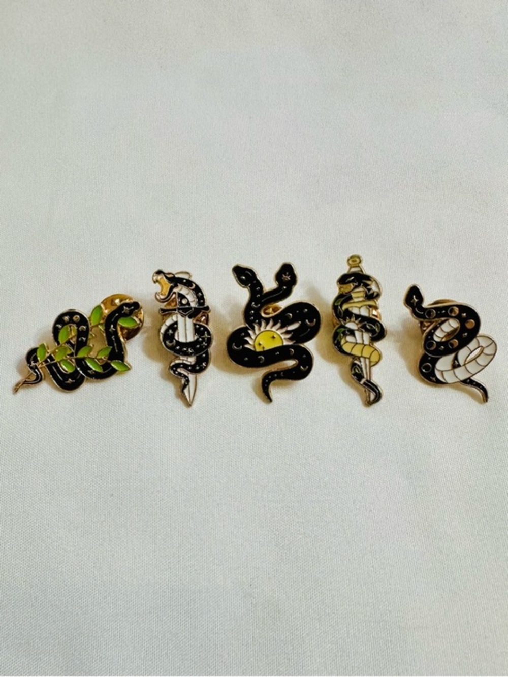 Snake Pin Bundle - Picture 1 of 2